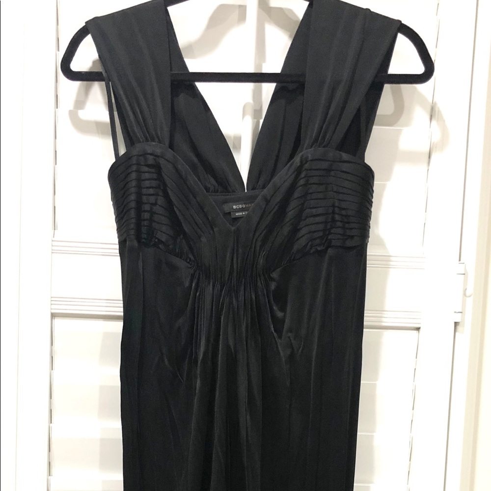 Sweetheart neckline art deco style black dress